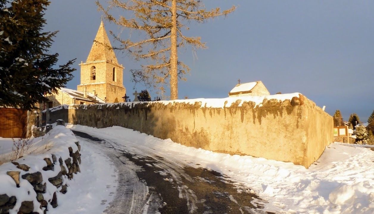 Photo of Others in Superbolquere