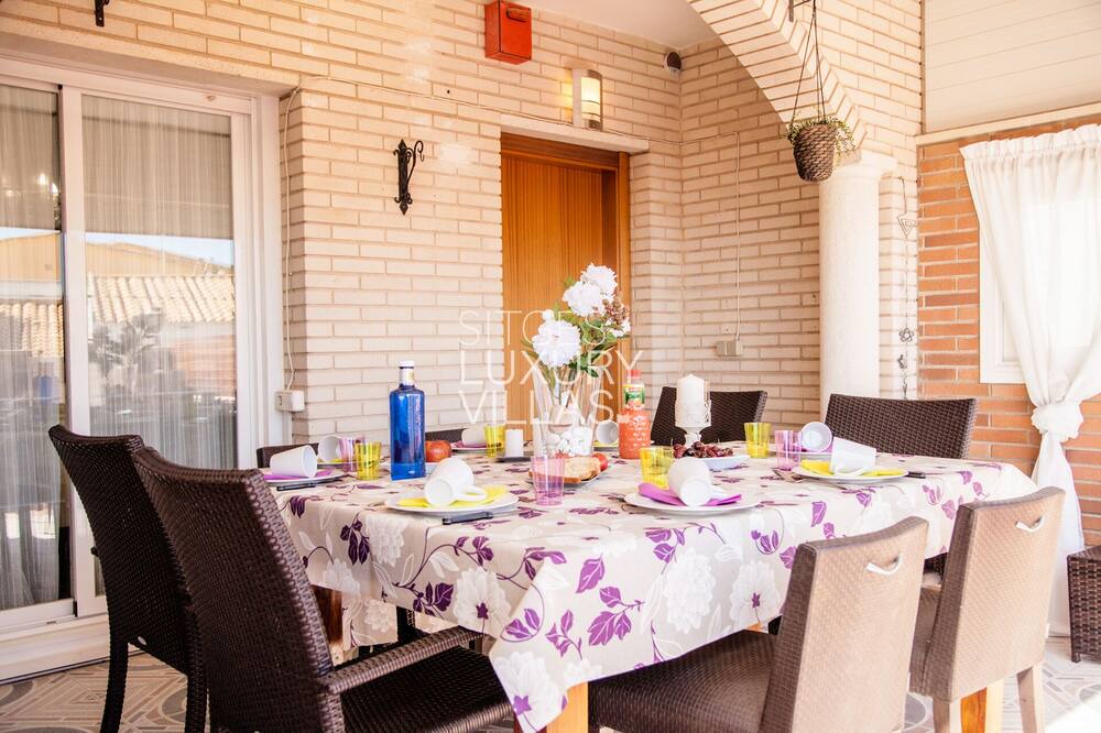 Photo of Kitchen in Les Roquetes