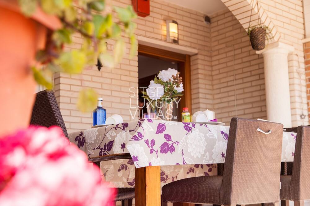 Photo of Patio Balcony in Les Roquetes