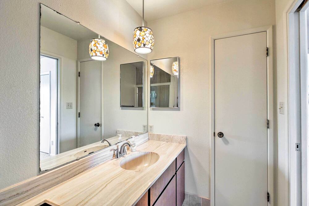 Photo of Bathroom in Pearce