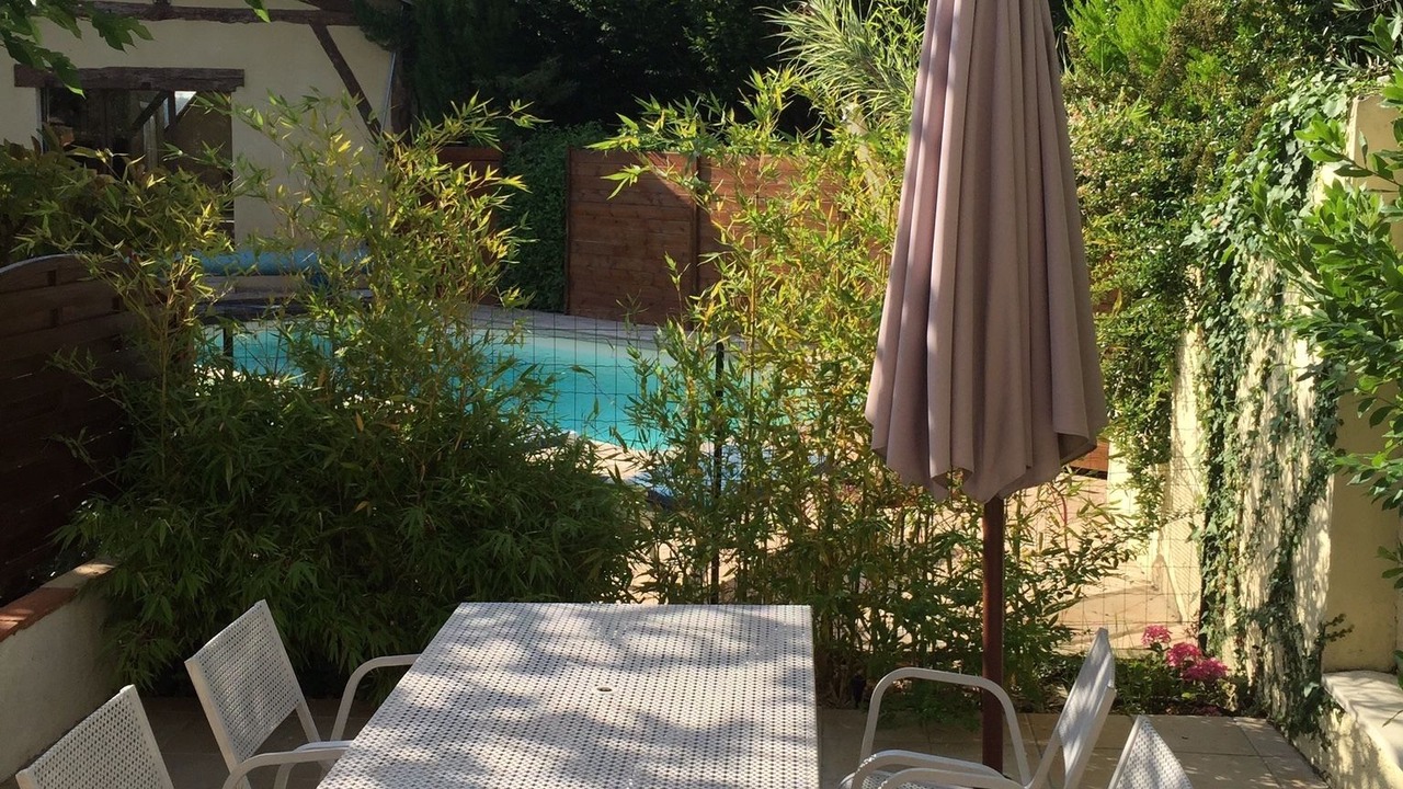 Photo of Patio Balcony in Sainte-Bazeille