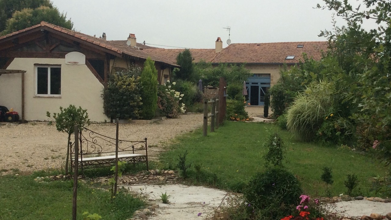 Photo of Outdoor in Sainte-Bazeille