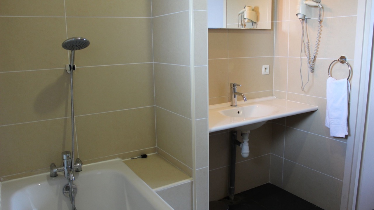 Photo of Bathroom in Hazebrouck