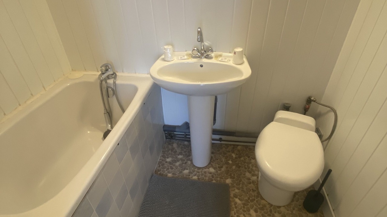 Photo of Bathroom in Abbeville