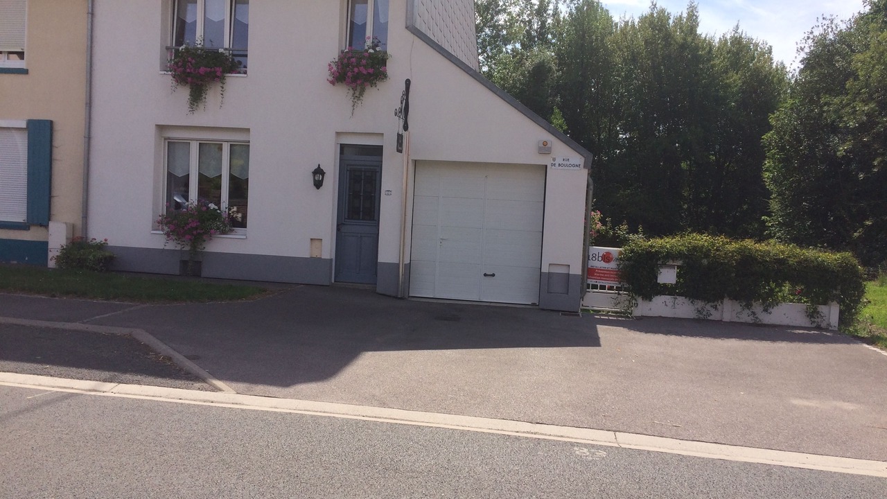 Photo of Others in Neuville-sous-Montreuil