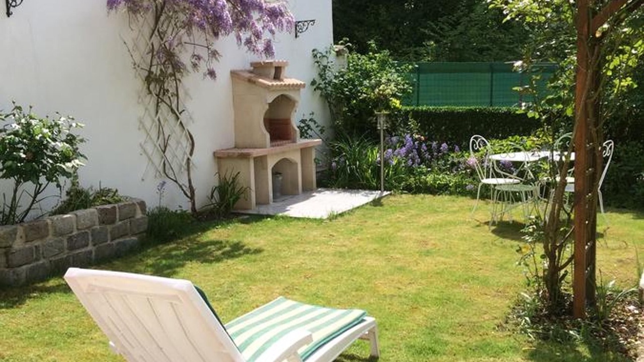 Photo of Outdoor in Neuville-sous-Montreuil