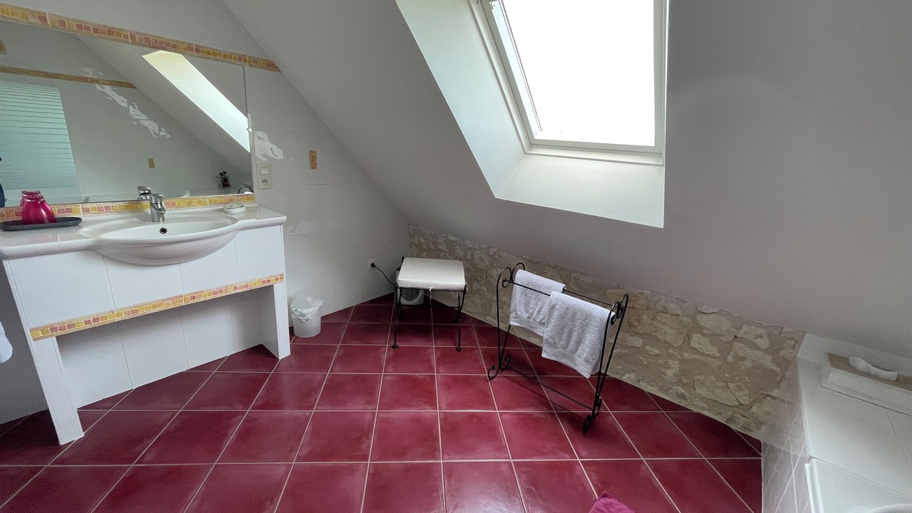 Photo of Bathroom in Saint-Jean-Saint-Germain