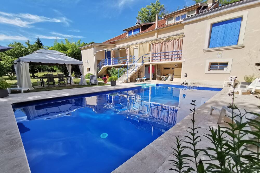 Photo of Outdoor in Viviez