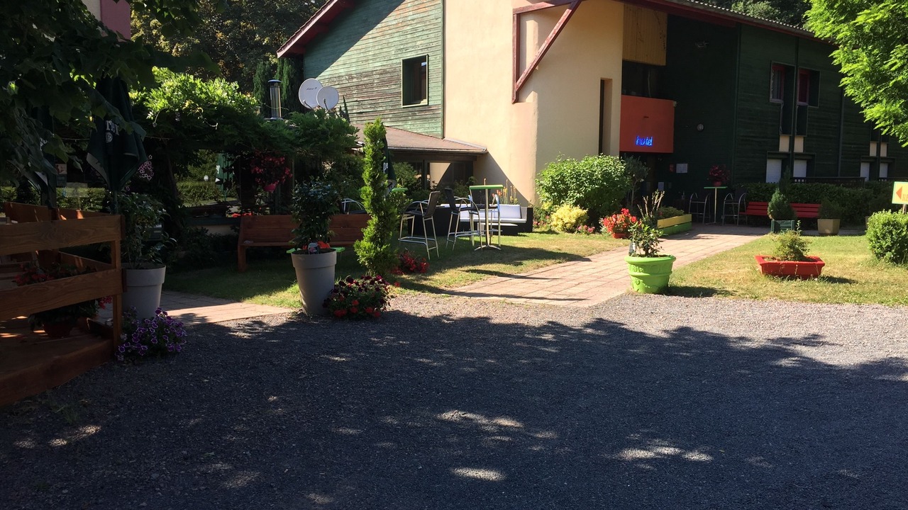 Photo of Outdoor in Cours