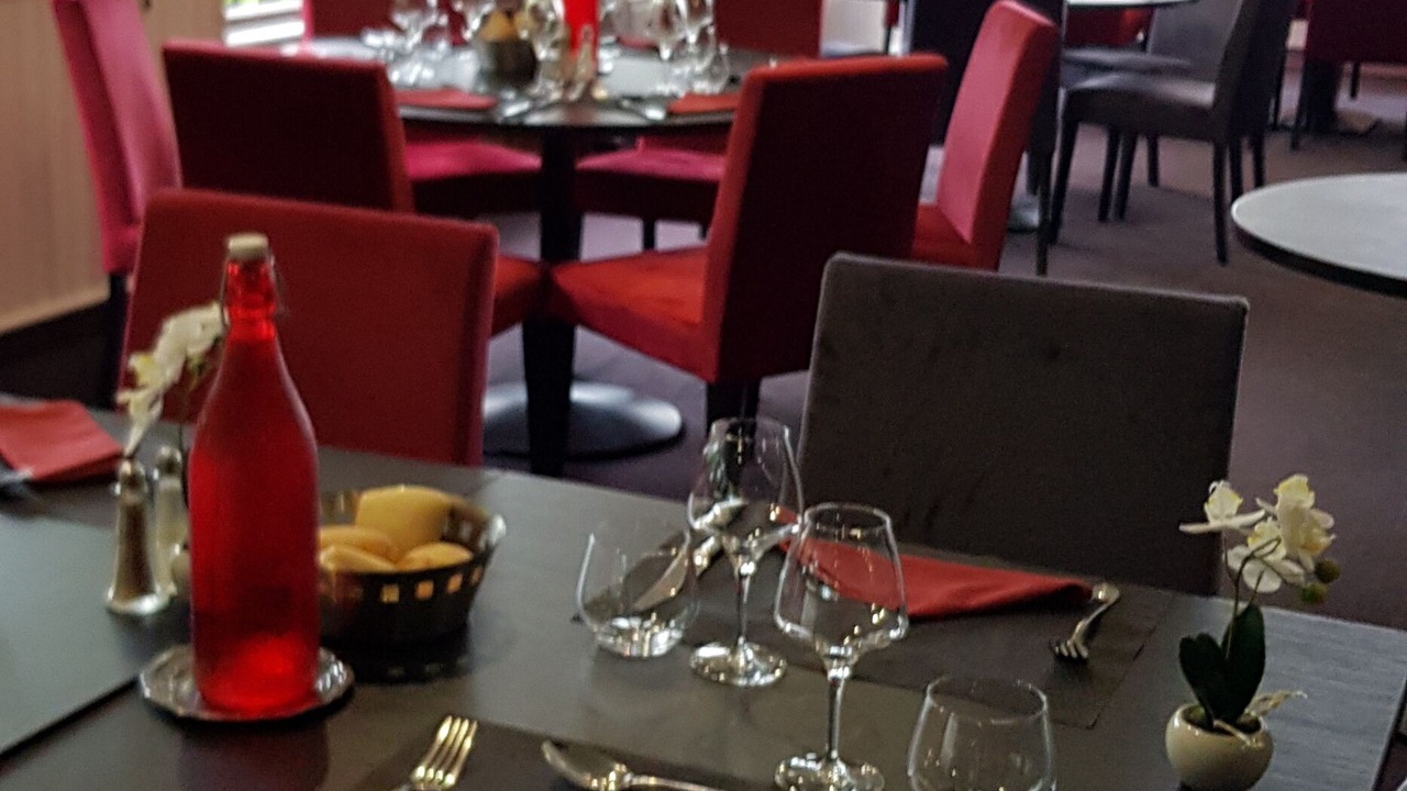 Photo of Others in Cours