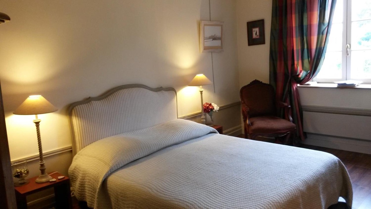 Photo of Bedroom in Collonges-au-Mont-d'Or