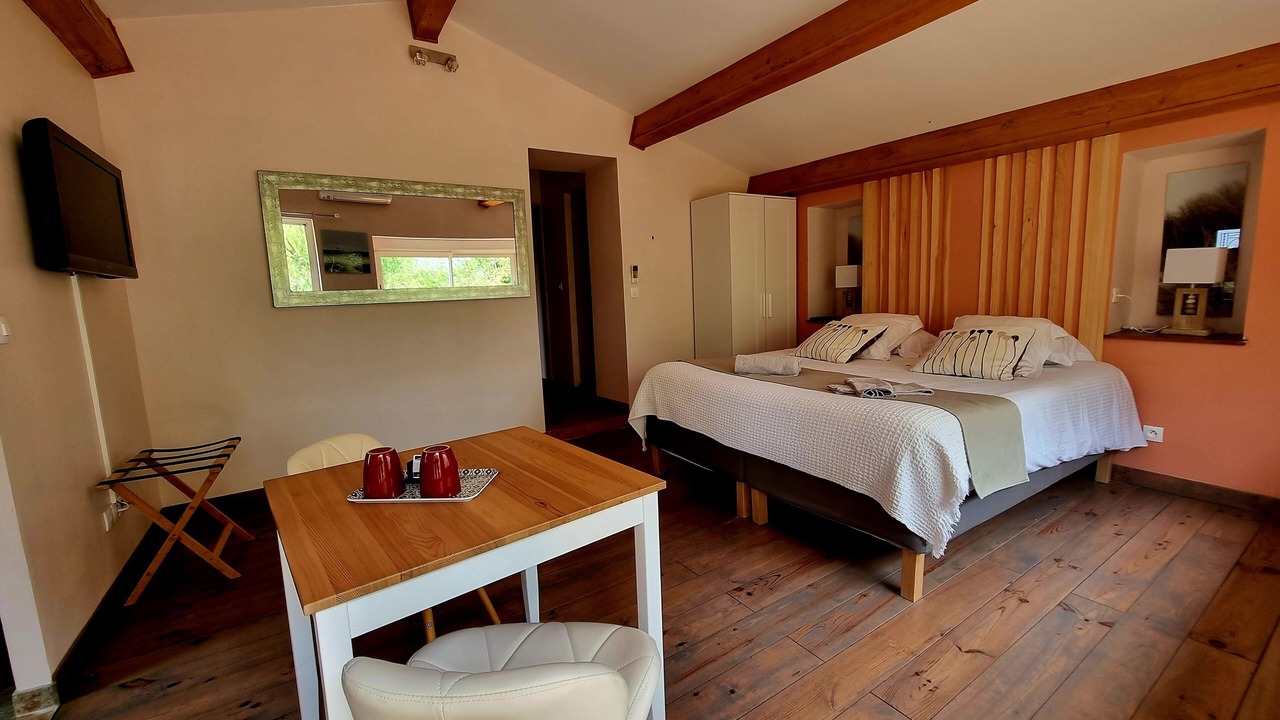 Photo of Outdoor in Bessan