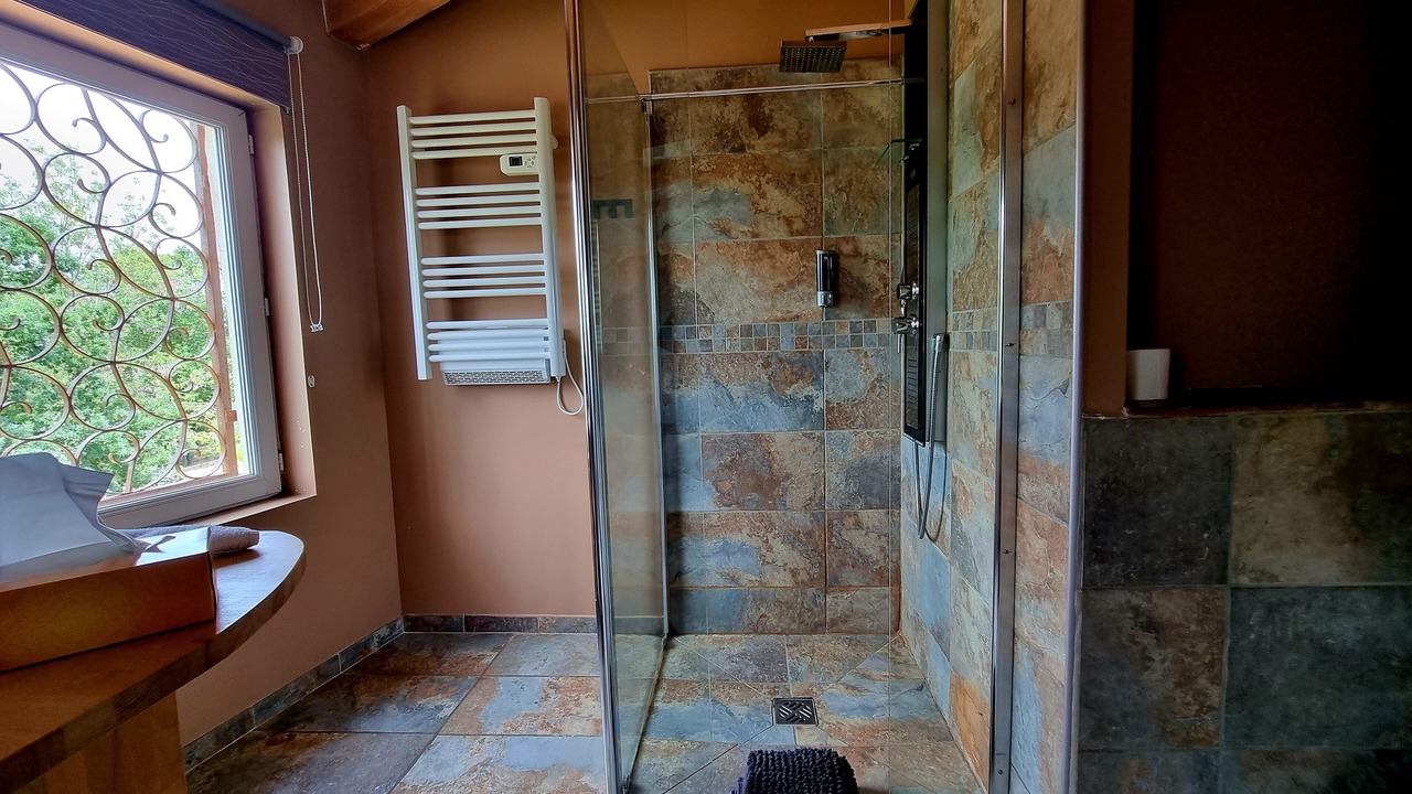 Photo of Bathroom in Bessan