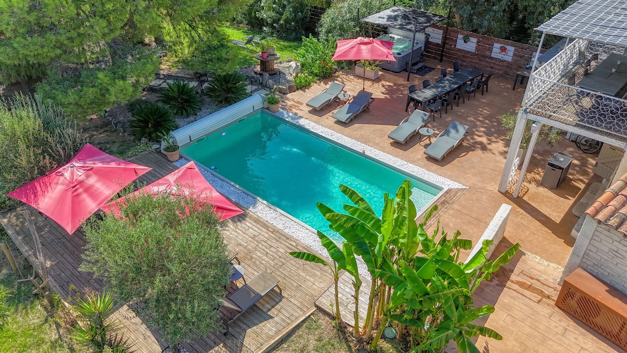 Photo of Outdoor in Bessan