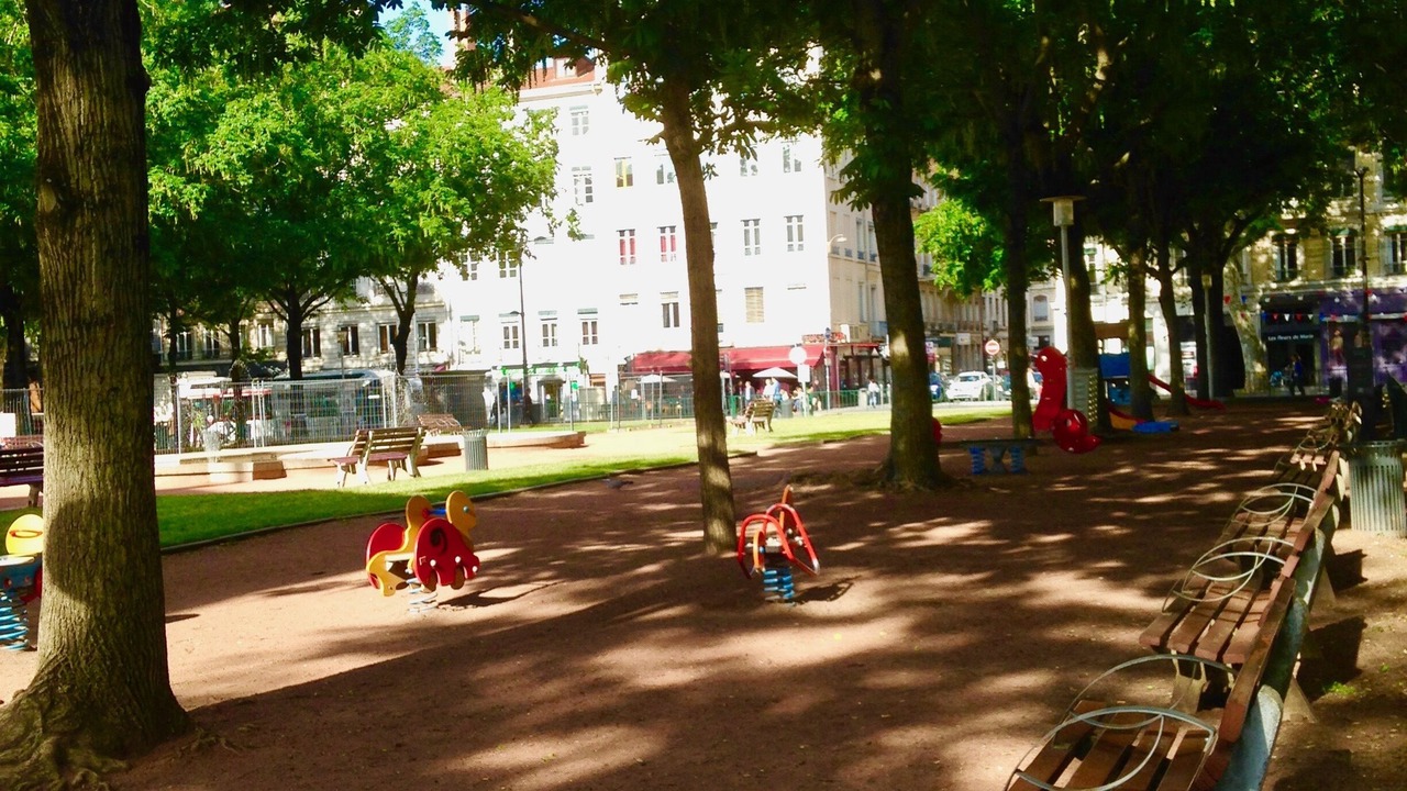 Photo of Others in Moliere - Edgard Quinet