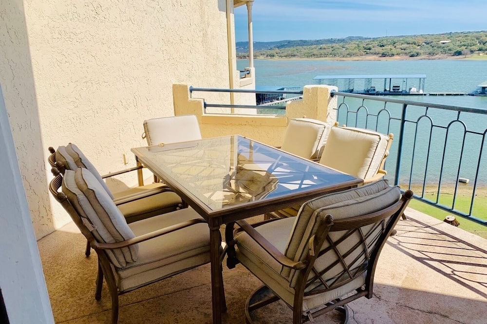 Photo of Patio Balcony in Highland Lake Estates