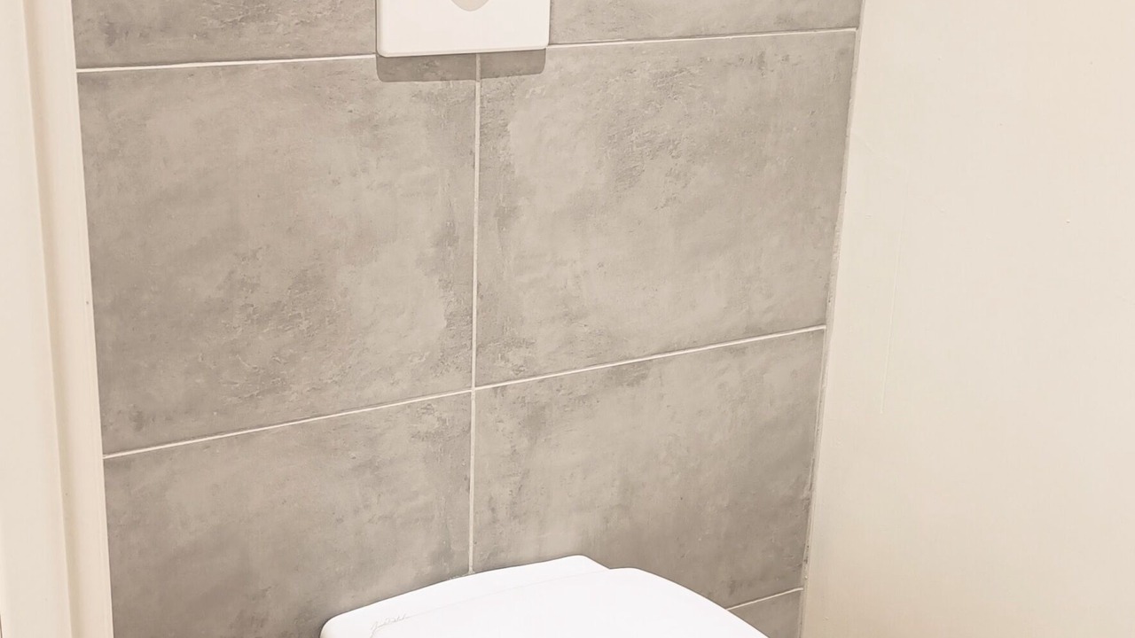 Photo of Bathroom in Reauville