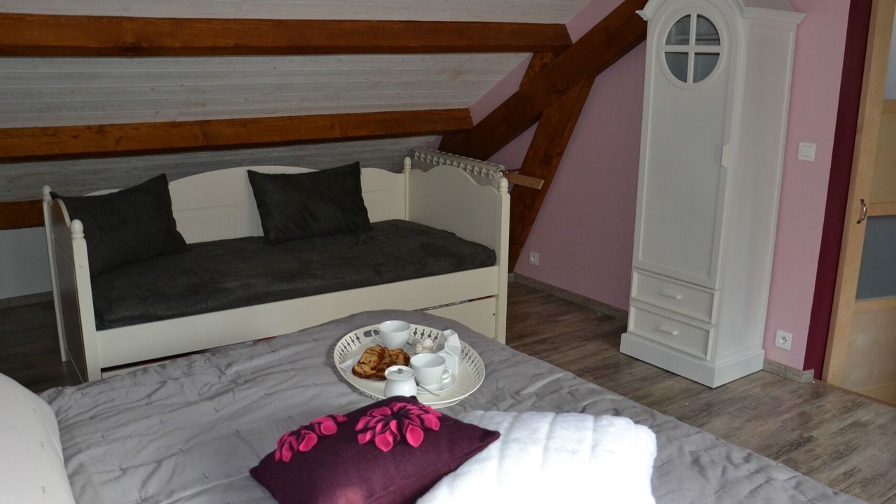 Photo of Bedroom in Vienne-en-Arthies