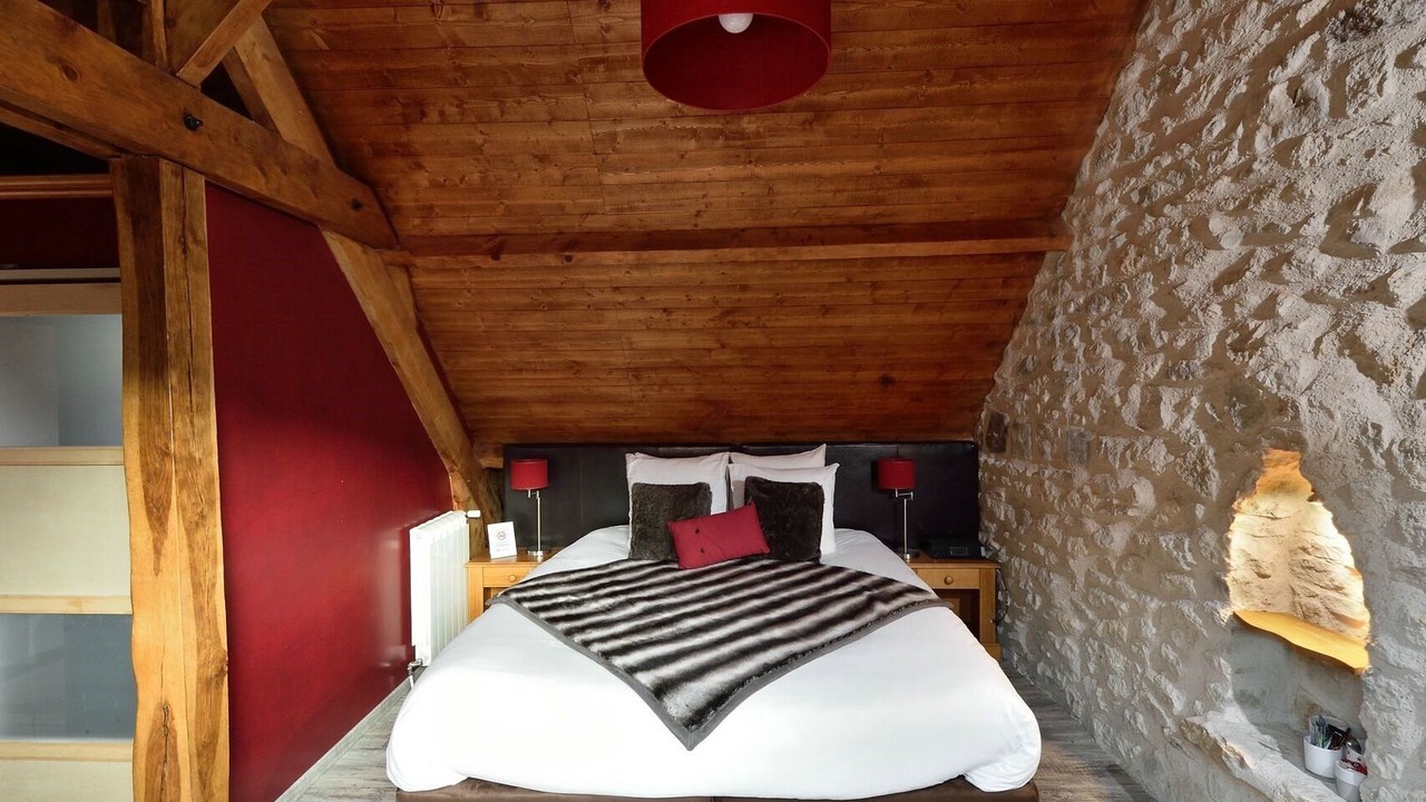 Photo of Bedroom in Vienne-en-Arthies