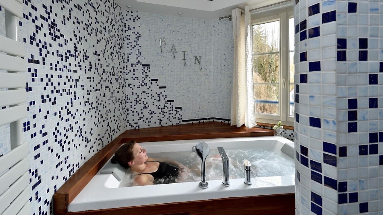 Photo of Bedroom in Vienne-en-Arthies