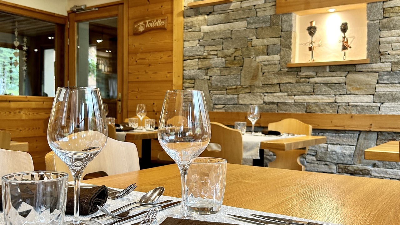 Photo of Others in Les Prodains