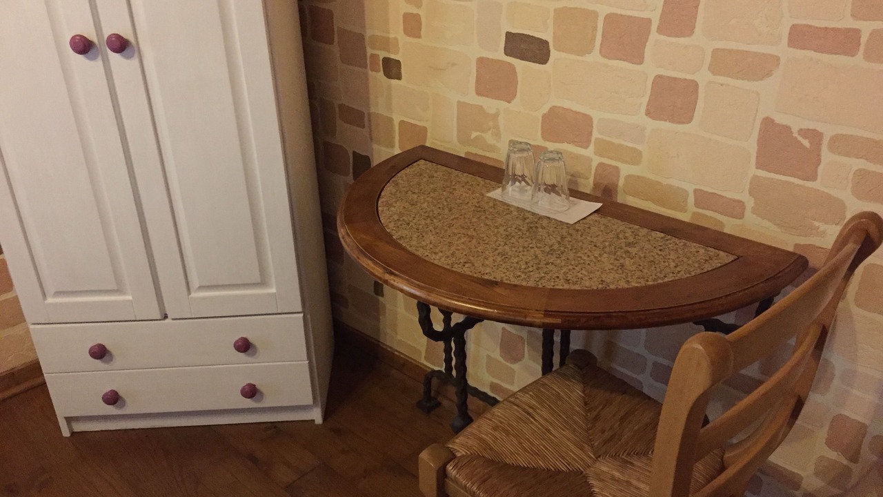 Photo of Bedroom in Lamballe