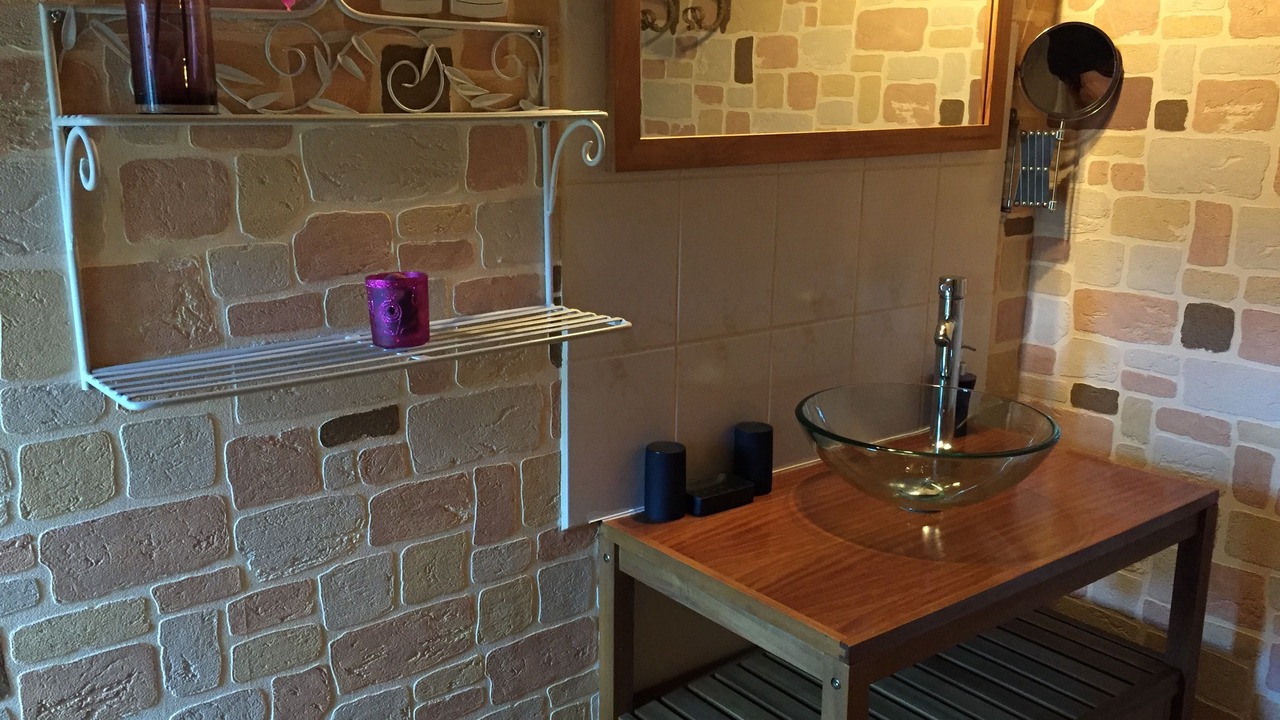 Photo of Bathroom in Lamballe