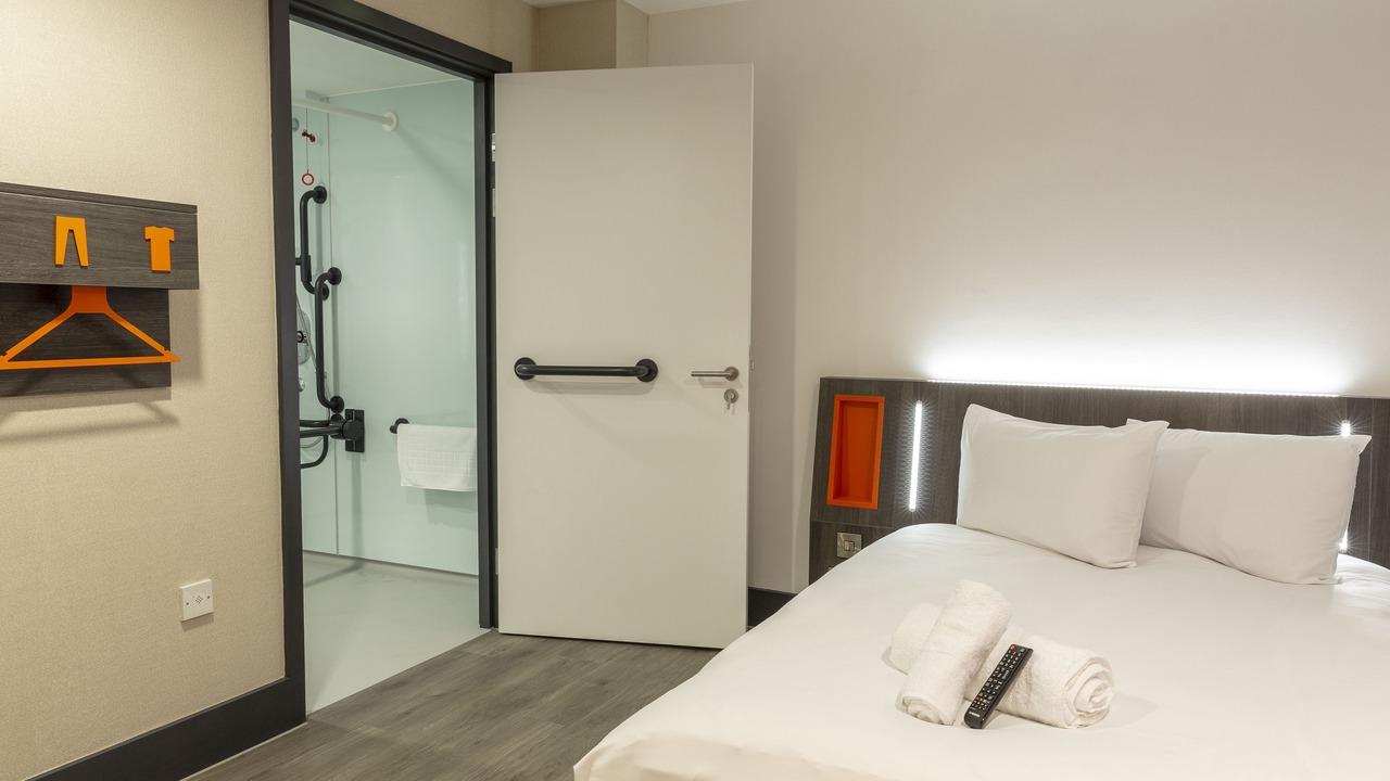 Photo of Bedroom in Reading