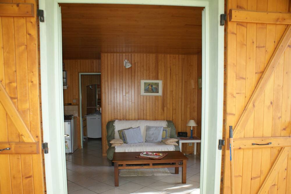 Photo of Livingroom in Albignac