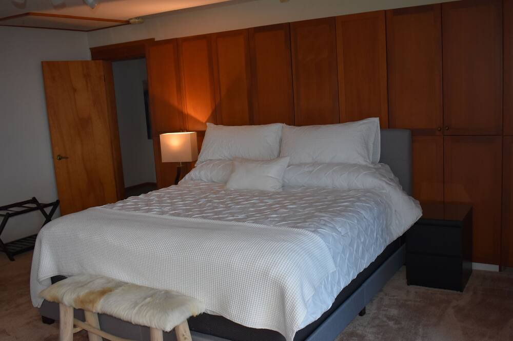 Photo of Bedroom in Eastsound