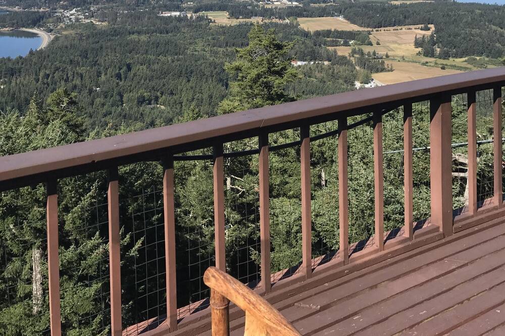 Photo of Others in Eastsound