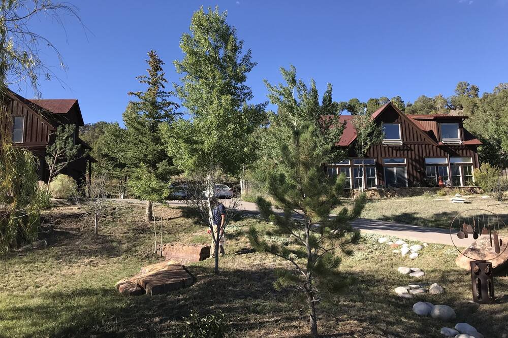 Photo of Outdoor in Pleasant Valley