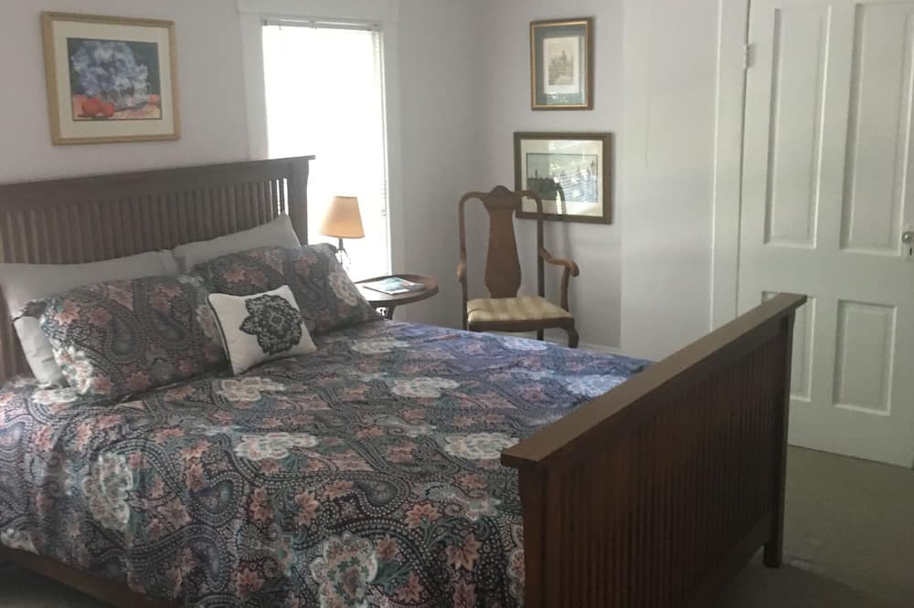 Photo of Bedroom in Cape Charles