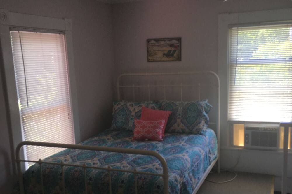 Photo of Bedroom in Cape Charles