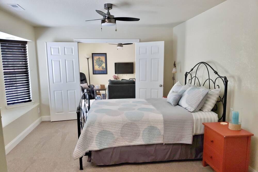 Photo of Bedroom in Woodland