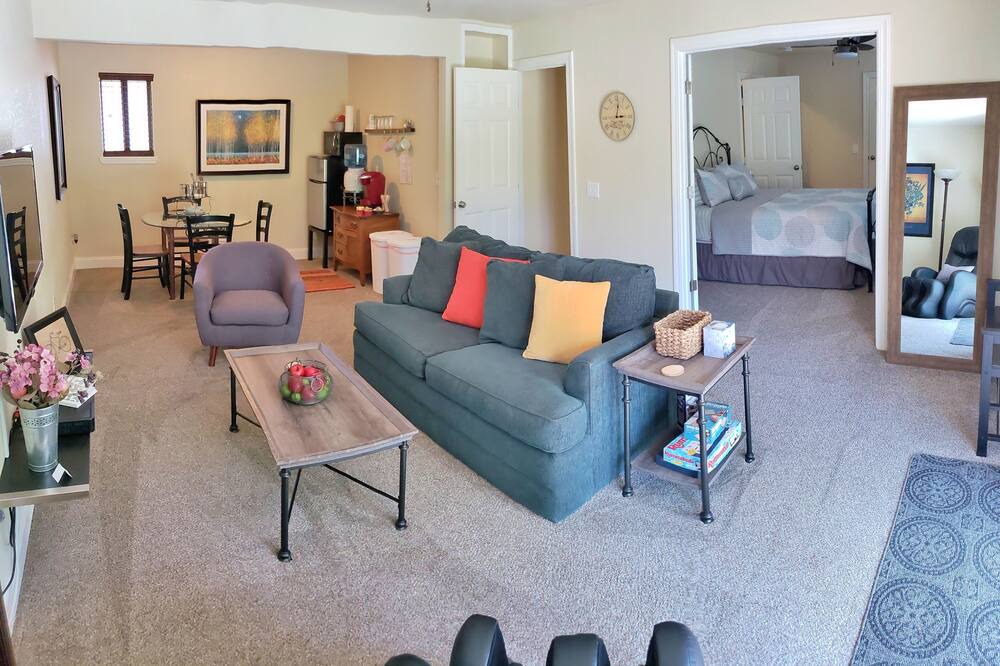Photo of Livingroom in Woodland