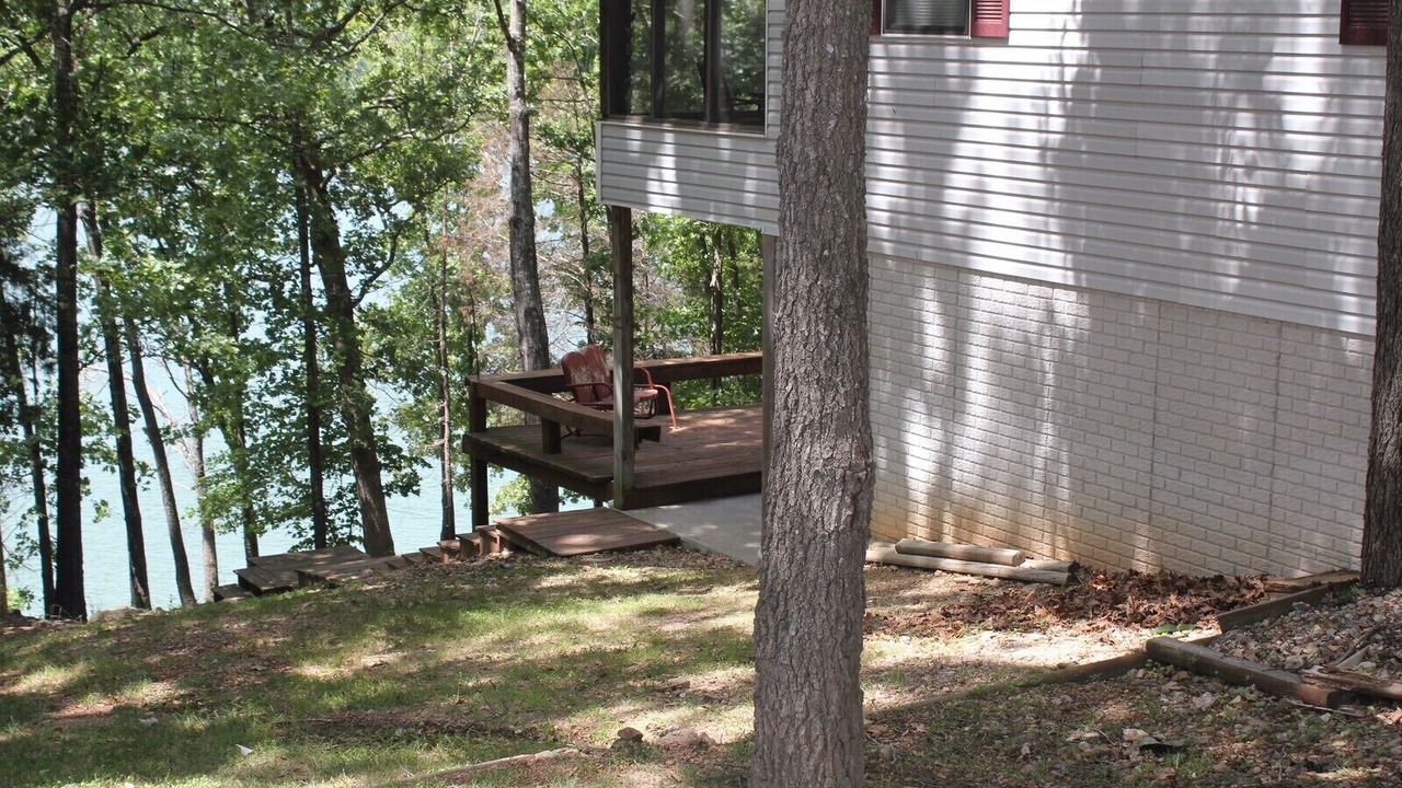 Photo of Outdoor in Arrow Point
