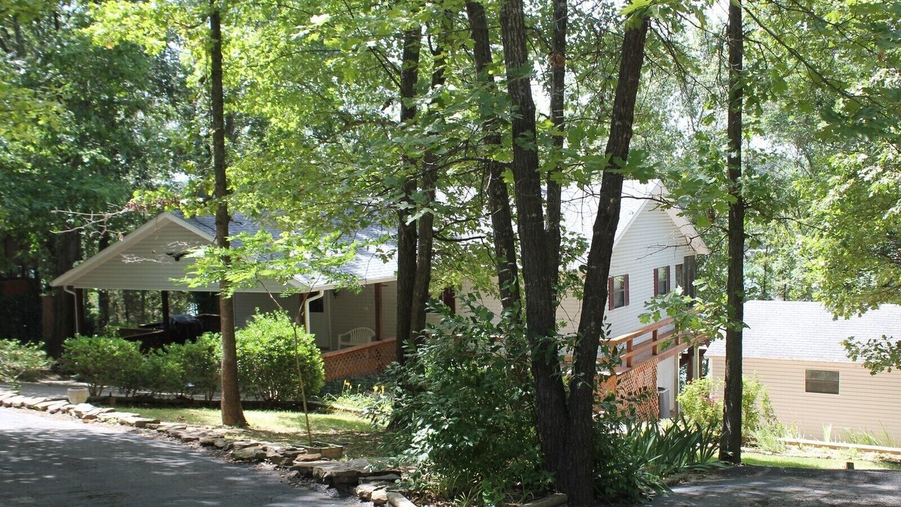 Photo of Outdoor in Arrow Point