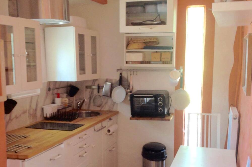 Photo of Kitchen in Carlencas-et-Levas