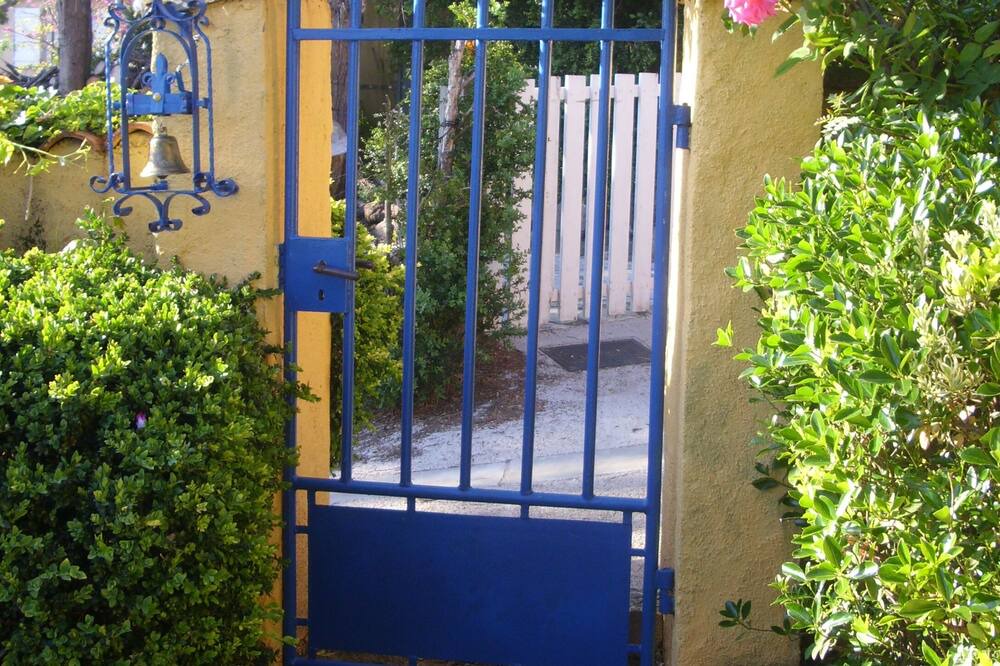 Photo of Outdoor in Carlencas-et-Levas