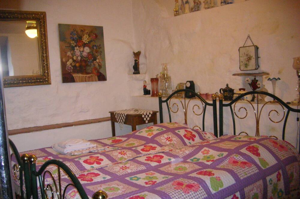 Photo of Bedroom in Carlencas-et-Levas