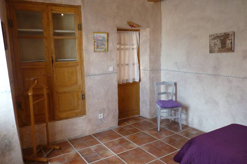 Photo of Bedroom in L'Hospitalet
