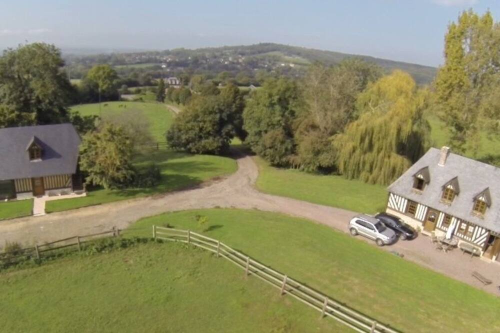 Photo of Outdoor in Coudray-Rabut