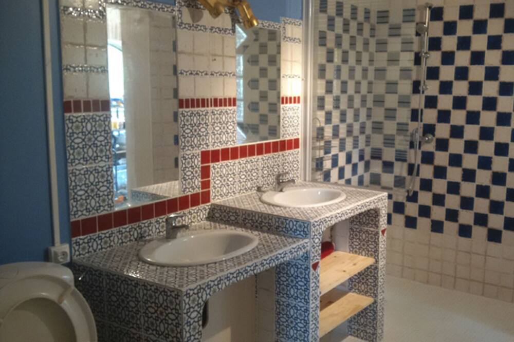 Photo of Bathroom in Marzens