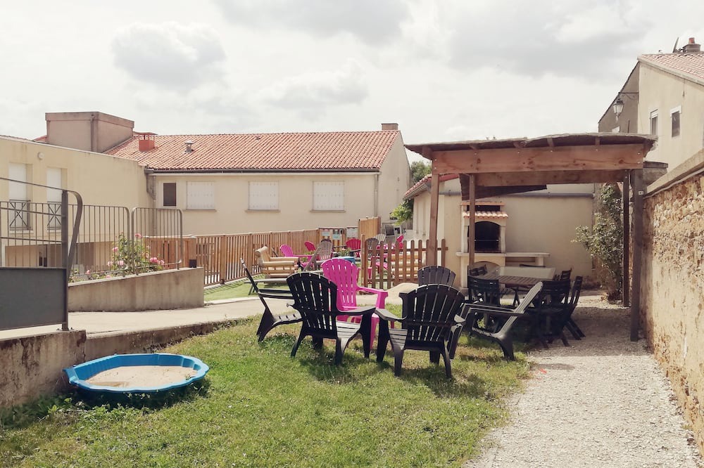Photo of Outdoor in Saint-Loup-Lamaire