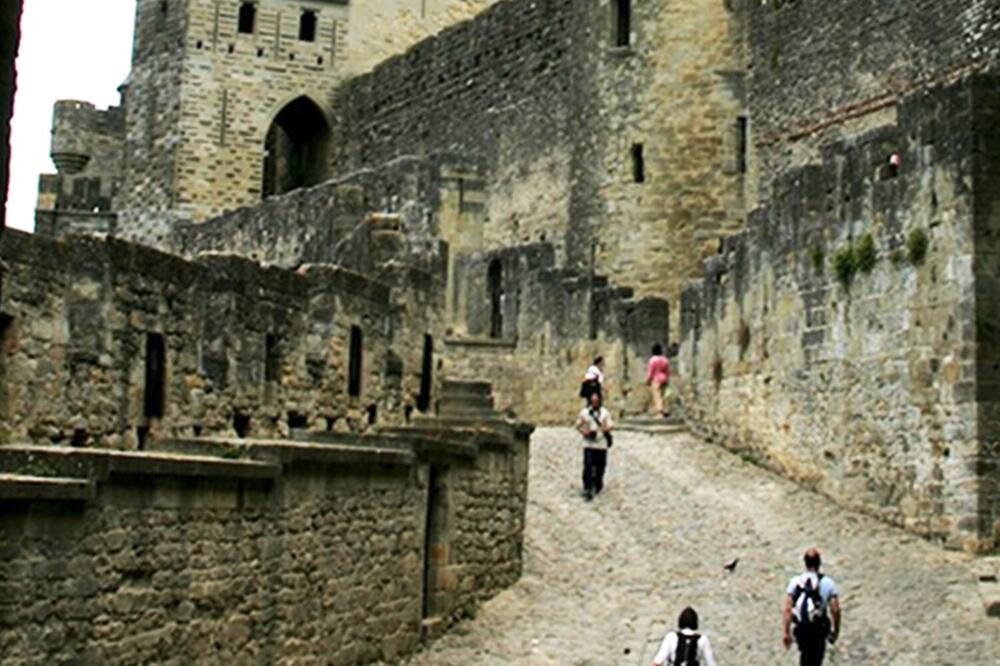 Photo of Outdoor in Casselardit
