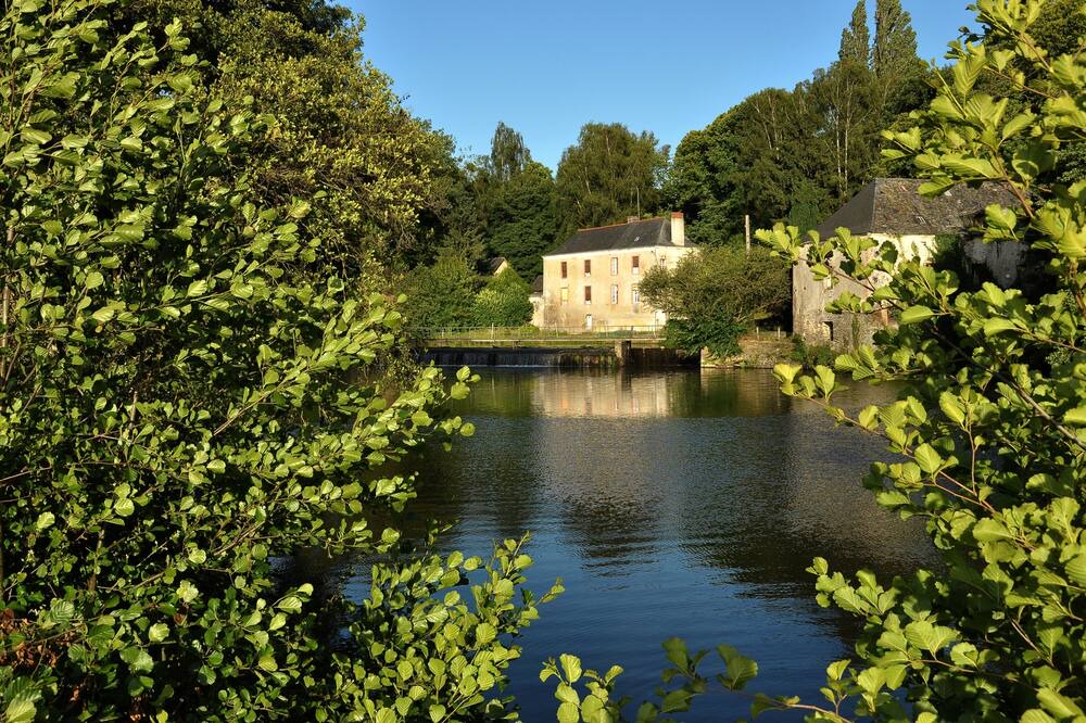 Photo of Outdoor in Segre