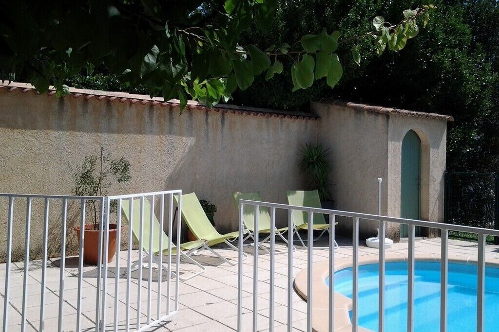 Photo of Outdoor in Rognonas