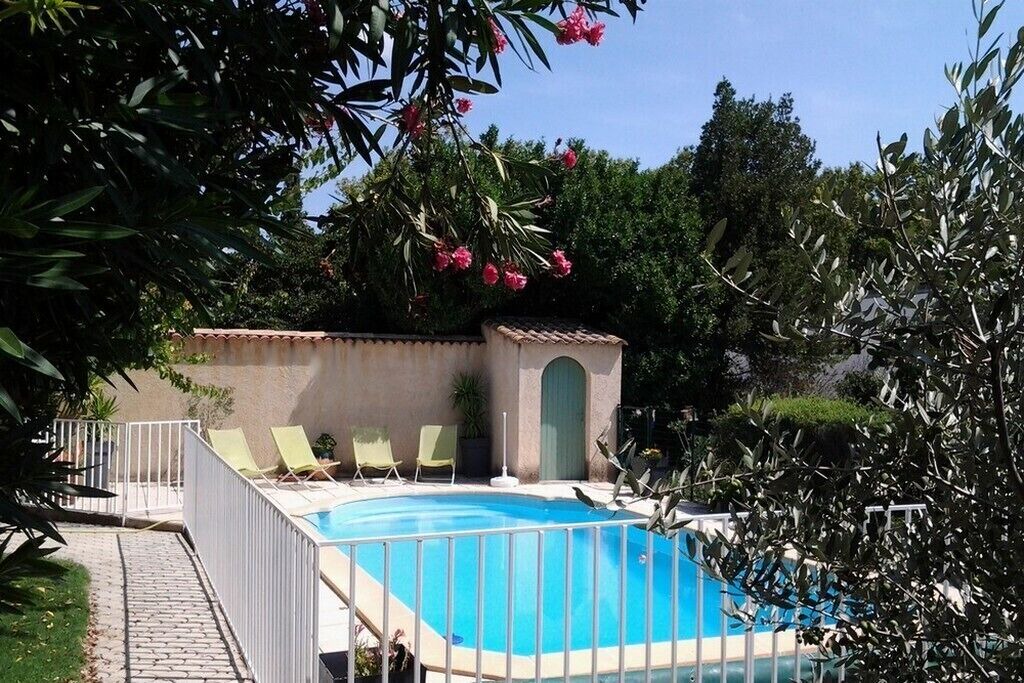 Photo of Outdoor in Rognonas