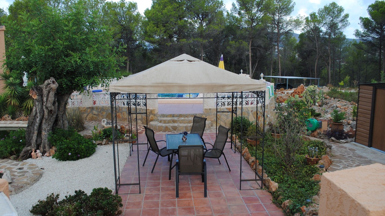 Photo of Outdoor in Jalon